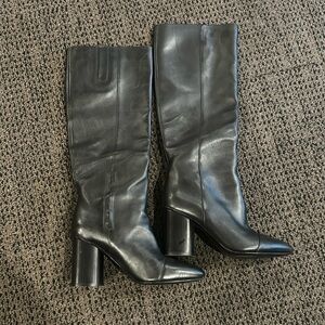 Nine west size 9 black leather boots
